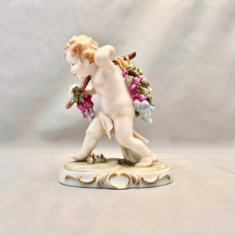 Sitzendorf Porcelain Cherub Figurine Small Multicolor Good Grape Harvest Putti